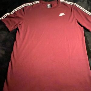 Nike, medium, maroon